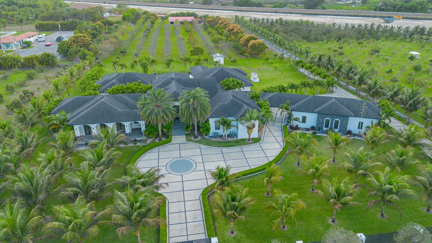 15620 SW 188 Ct, from the air, photograph 2 of 33