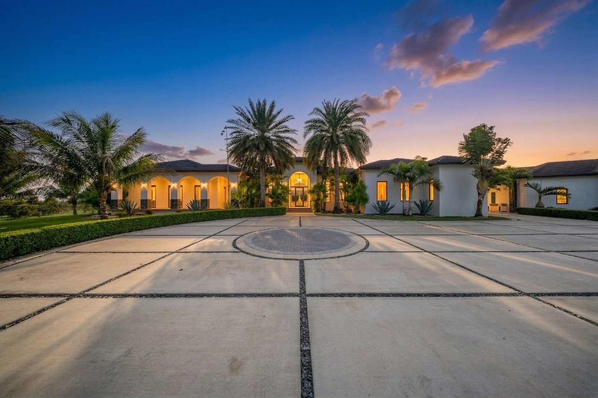 15620 SW 188 Ct, at dusk, photograph 32 of 33