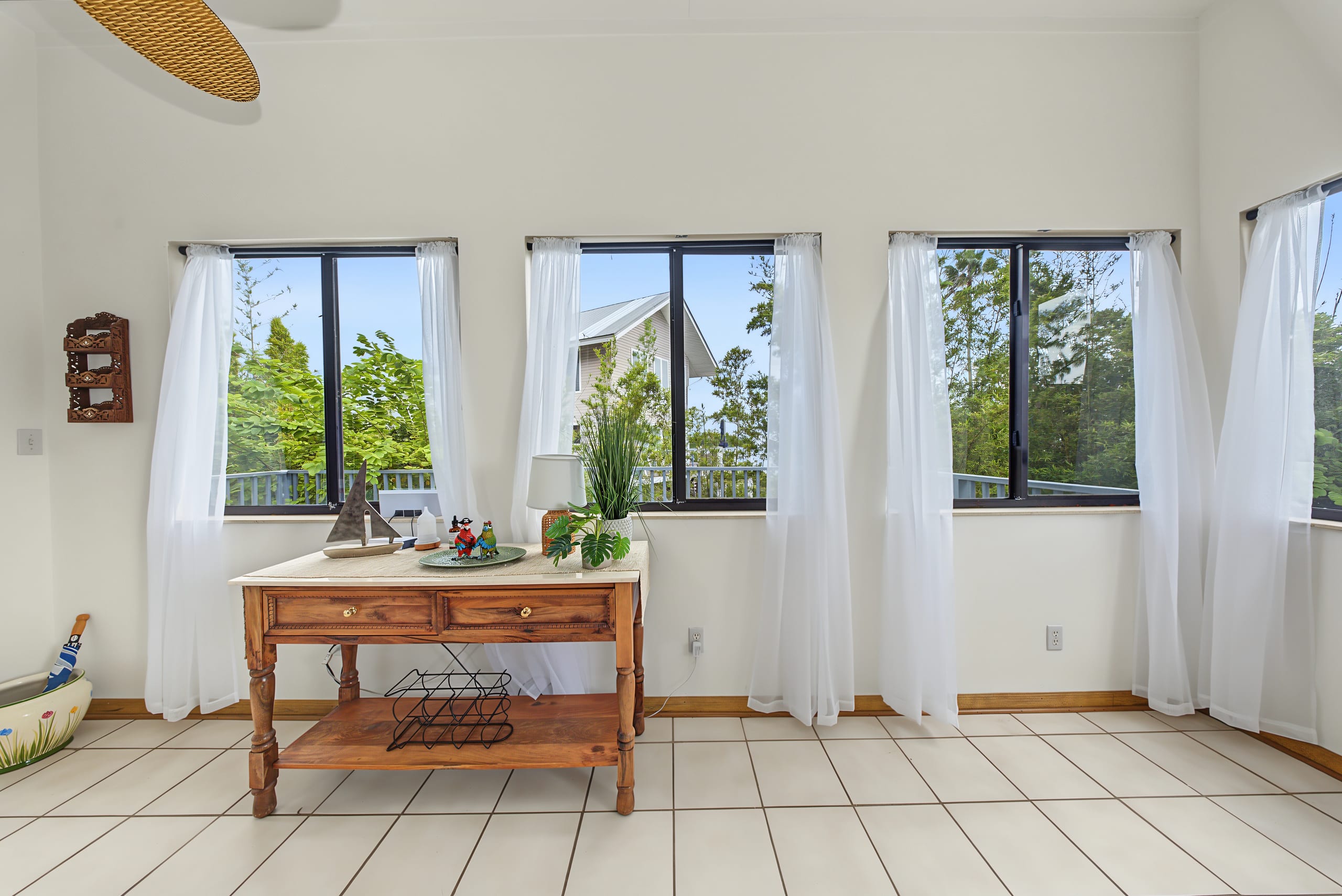 51 Vip Island, inside, photograph 47 of 112