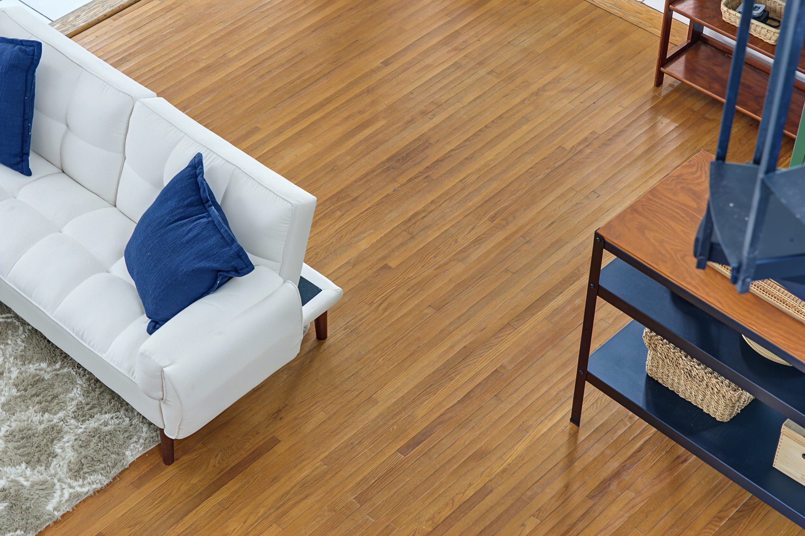 51 Vip Island, inside, photograph 58 of 112