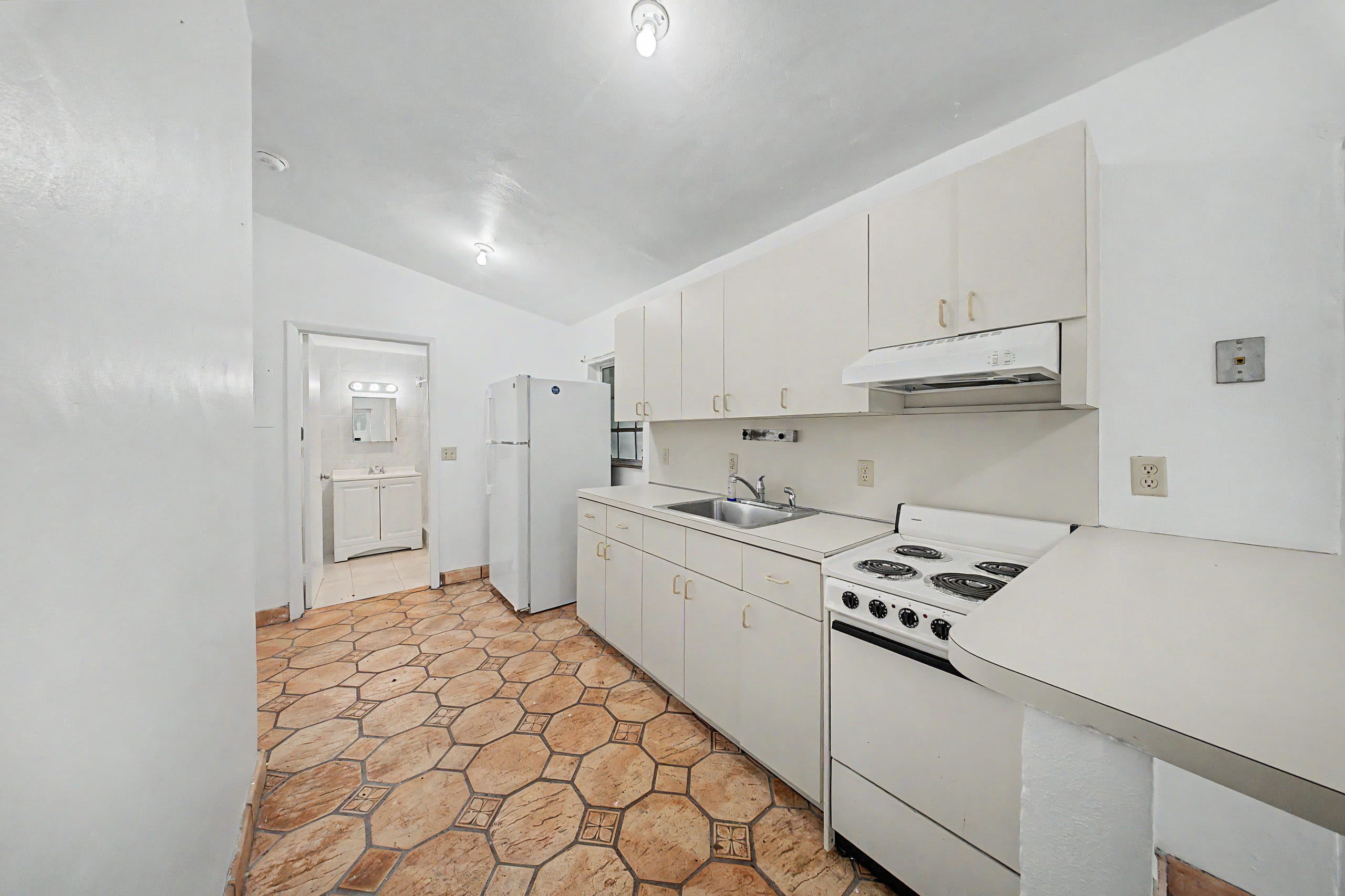 15365 SW 206 Ave, inside, photograph 6 of 75